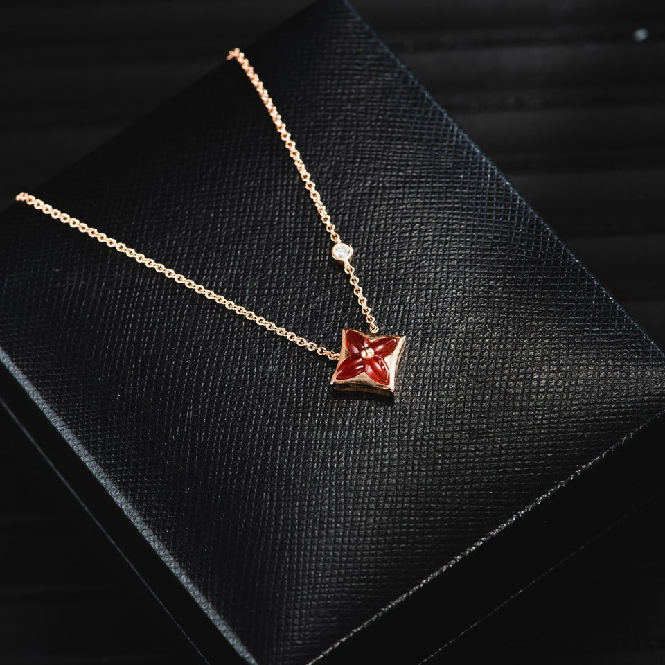 ¡®Imperial¡¯STAR NECKLACE PINK GOLD 1 DIAMOND