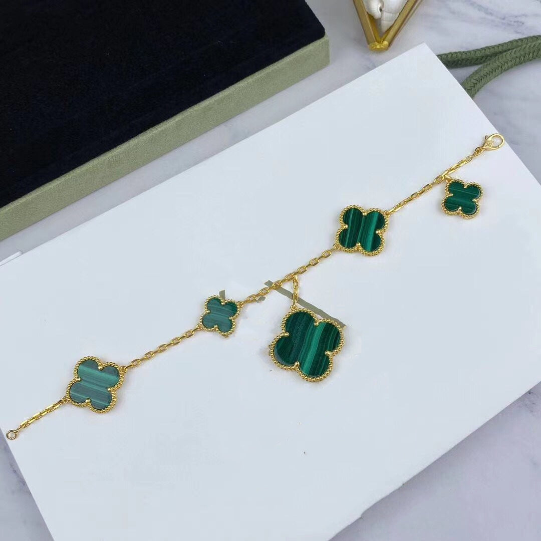 ¡®Imperial¡¯MAGIC CLOVER MALACHITE GOLD BRACELET 5 MOTIFS