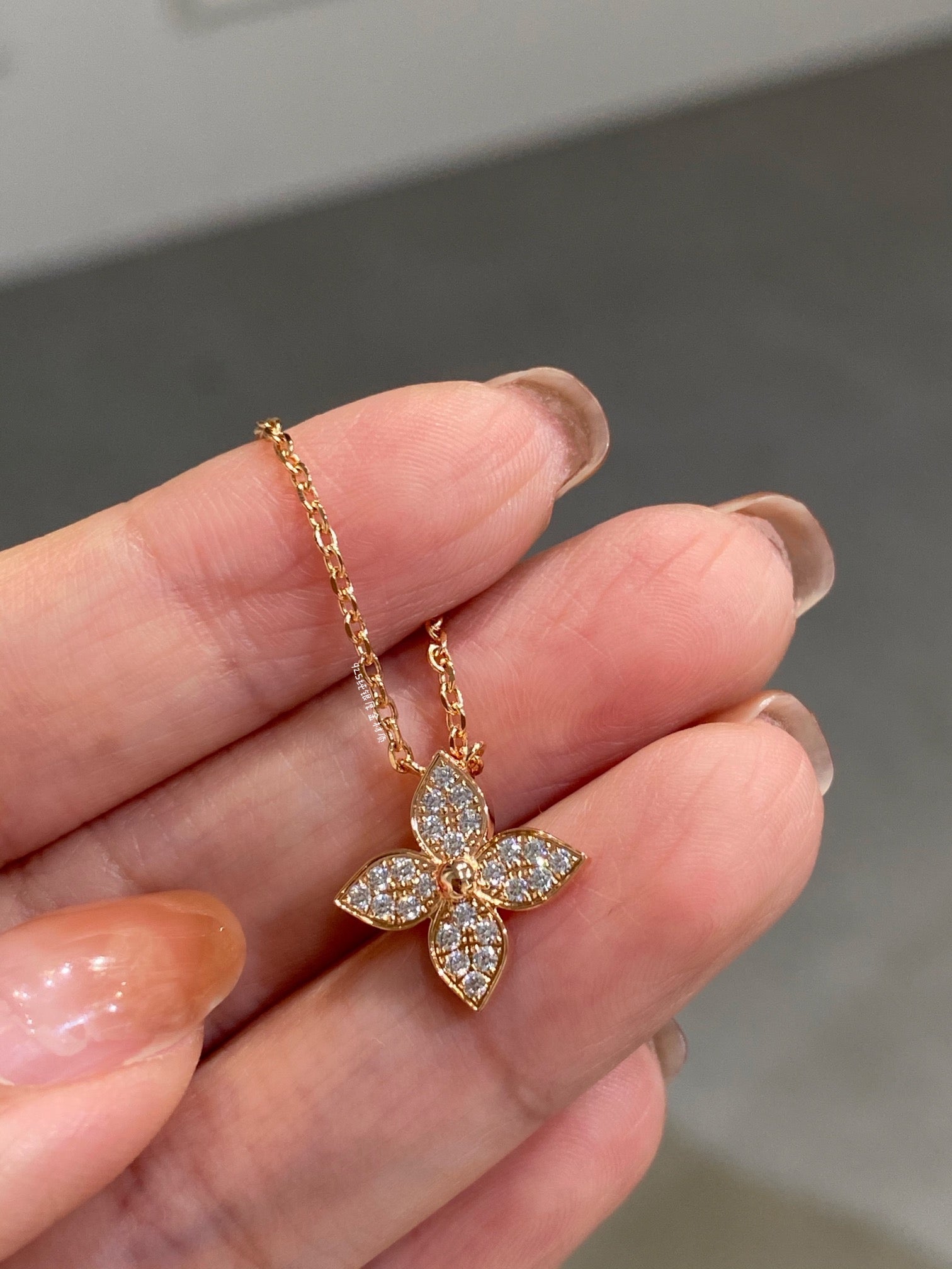 ¡®Imperial¡¯STAR DIAMOND NECKALCE