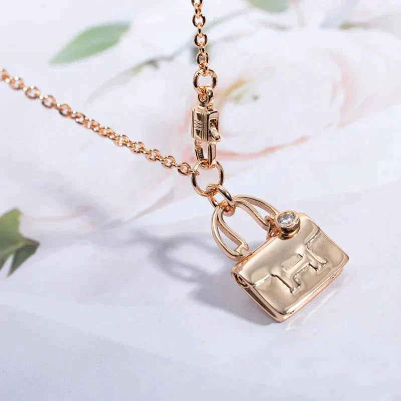 ¡®Imperial¡¯AMULETTE PEDANT ROSE GOLD NECKLACE