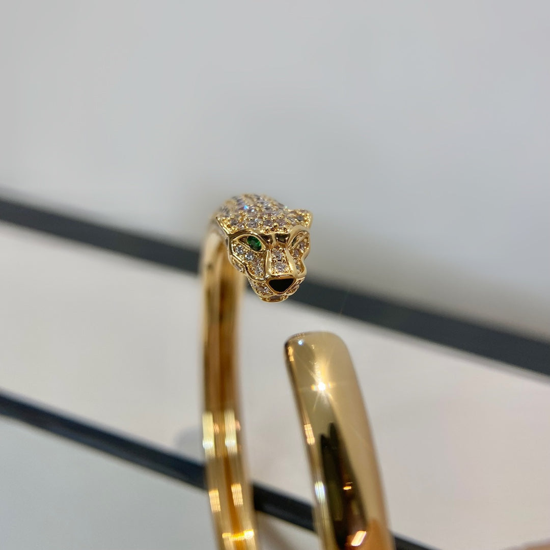 ¡®Imperial¡¯PANTHERE GOLD DIAMOND OPEN BRACELET