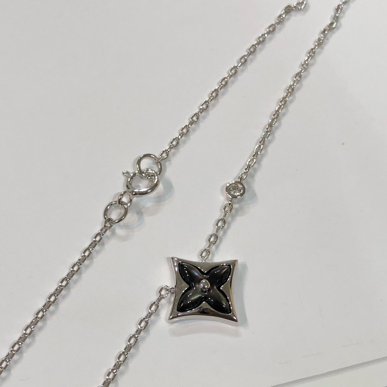 ¡®Imperial¡¯STAR BLACK MOP NECKLACE