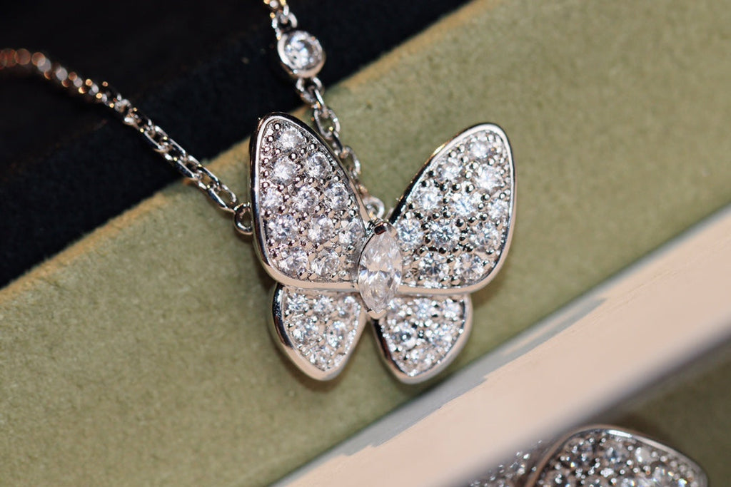 ¡®Imperial¡¯BUTTERFLY DIAMOND NECKLACE