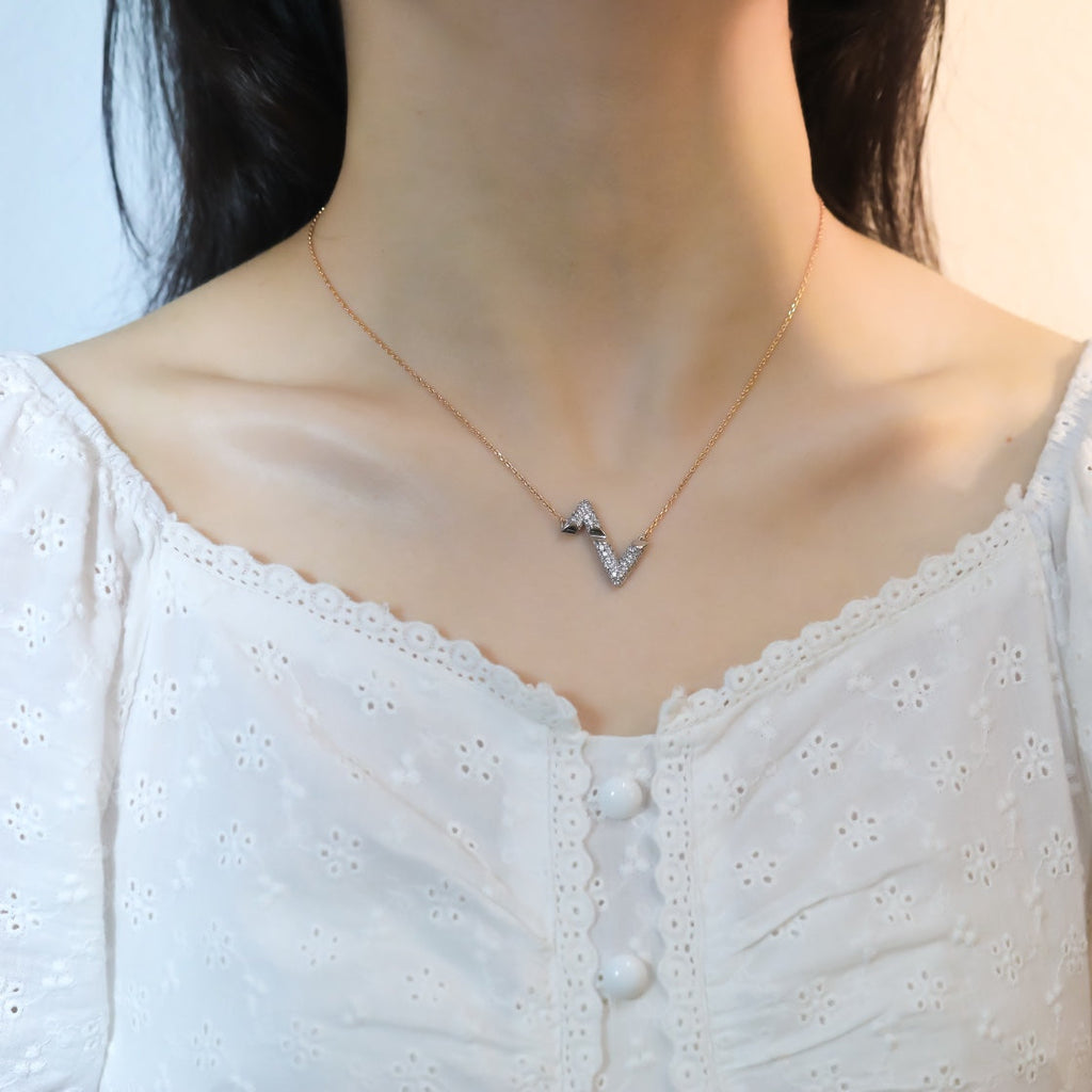 ¡®Imperial¡¯VOLT SILVER DIAMOND PEDANT NECKLACE