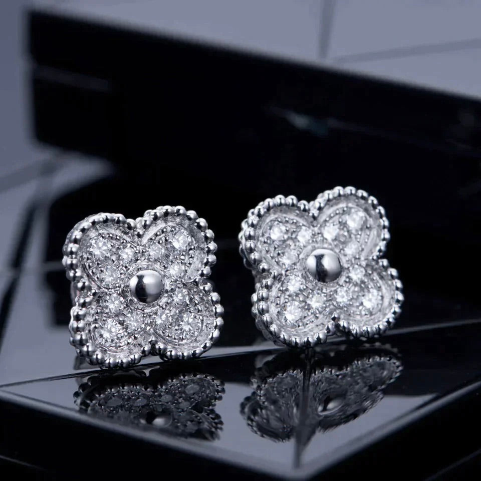 ¡®Imperial¡¯CLOVER 1 MOTIFS DIAMOND STUD EARRINGS SILVER