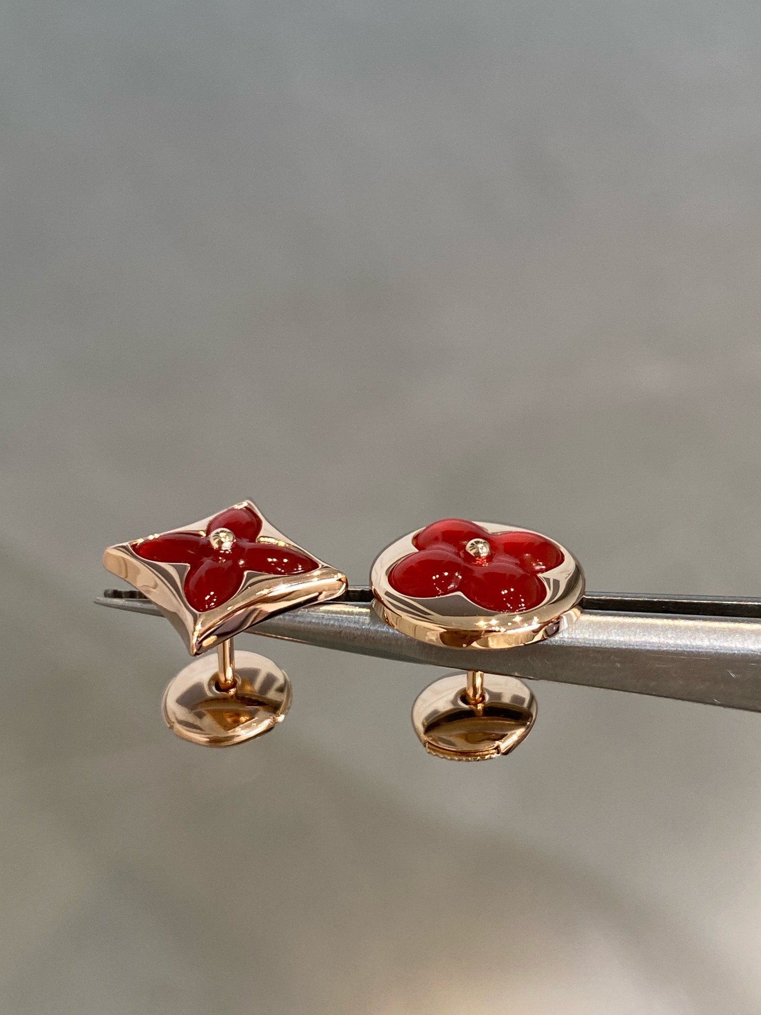 ¡®Imperial¡¯STAR AND SUN PINK GOLD CARNELIAN STUD EARRINGS