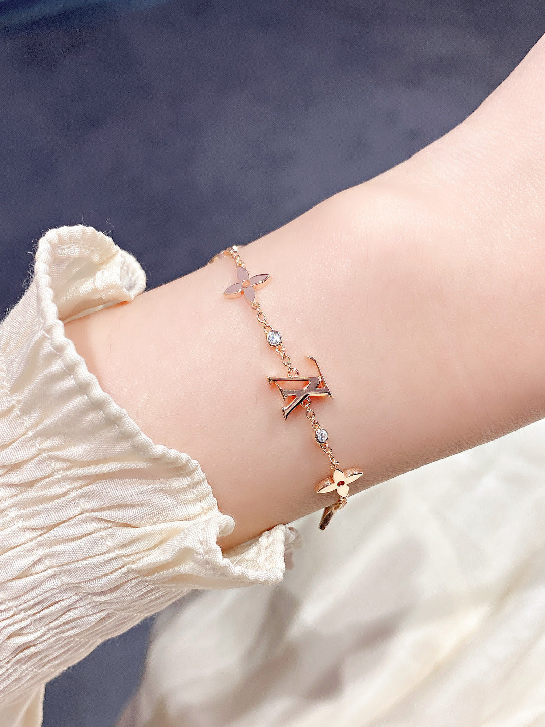 ¡®Imperial¡¯STAR AND SUN 7 MOTIFS GOLD BRACELET