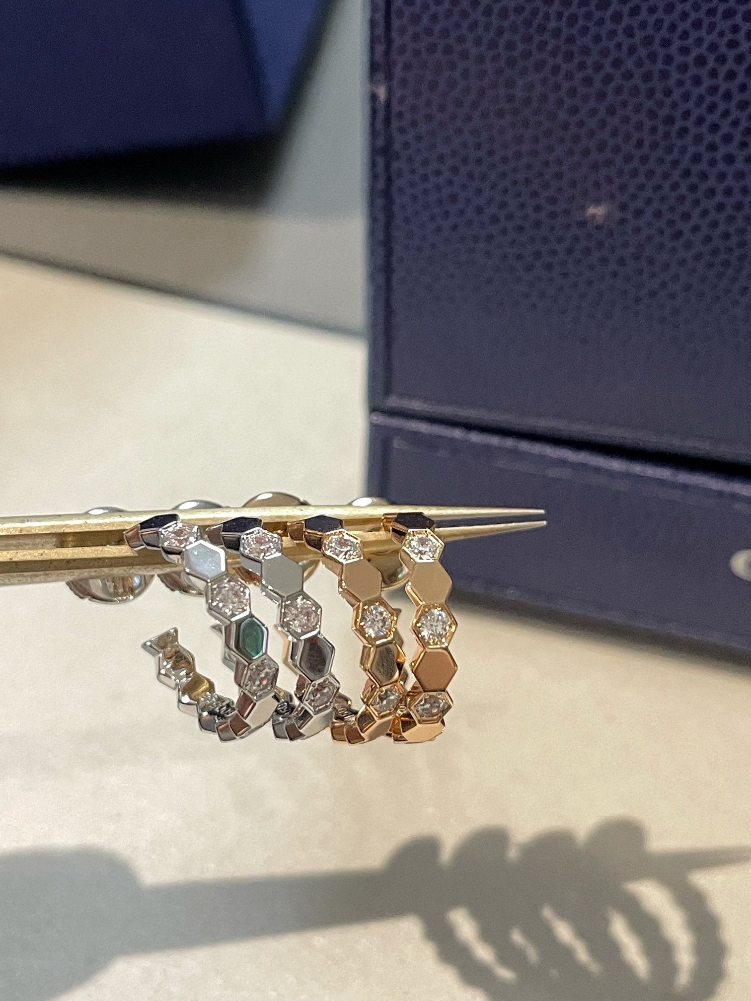 ¡®Imperial¡¯Hollow Design Four-Leaf Clover Flower Shape Ring