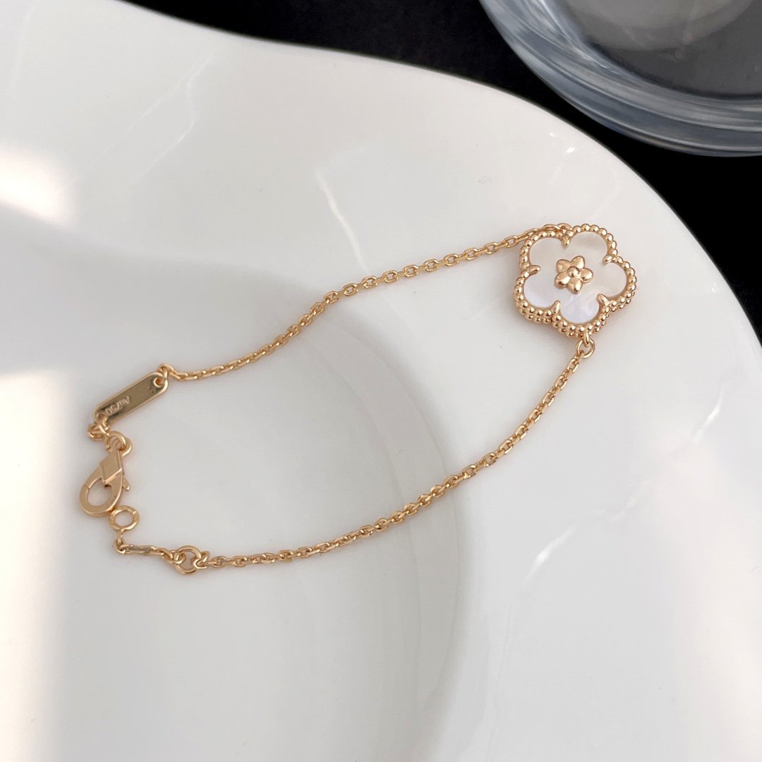 ¡®Imperial¡¯LUCKY SPRING ROSE GOLD MOP BRACELET