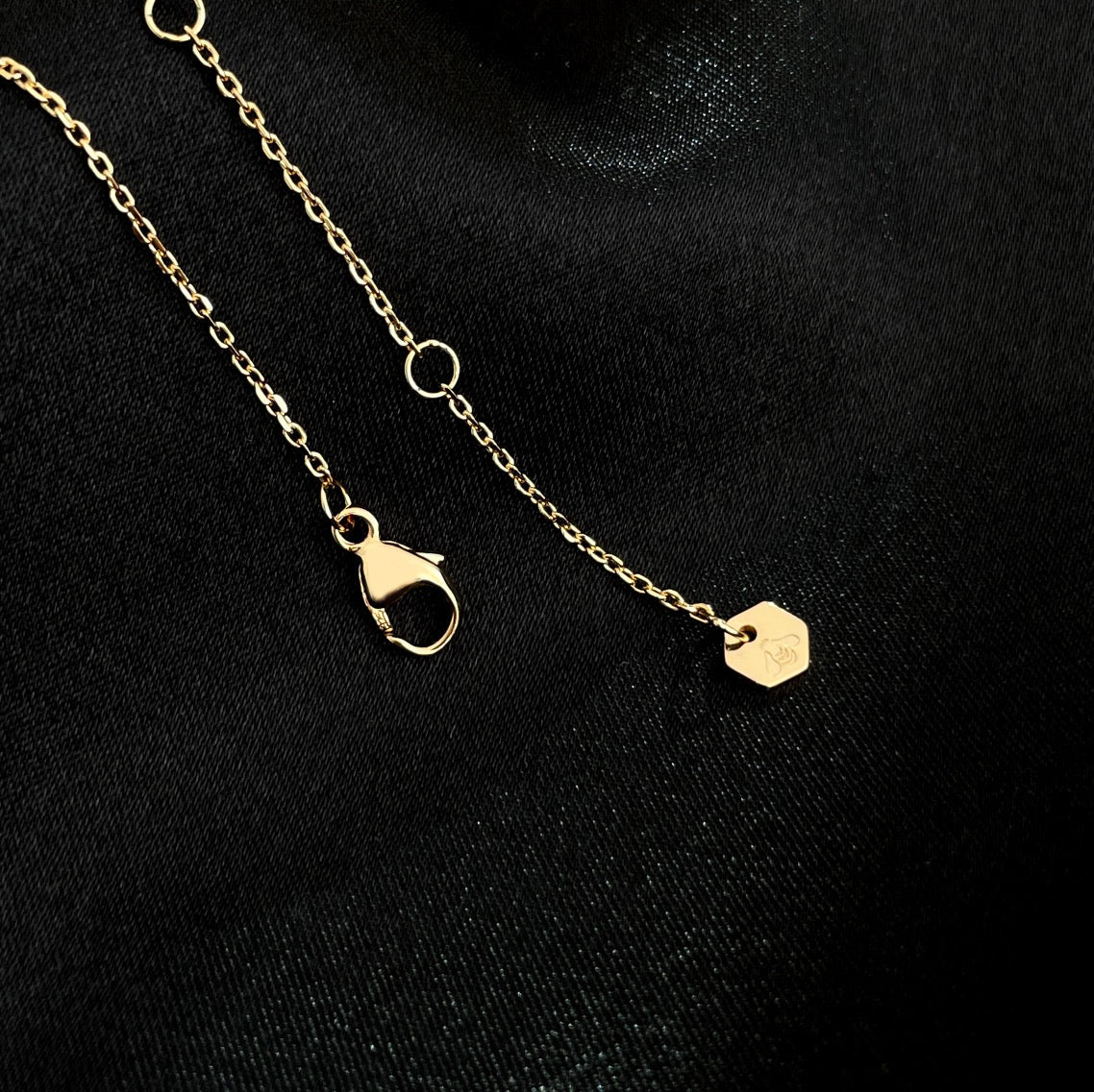 ¡®Imperial¡¯BEE MINI NECKLACE
