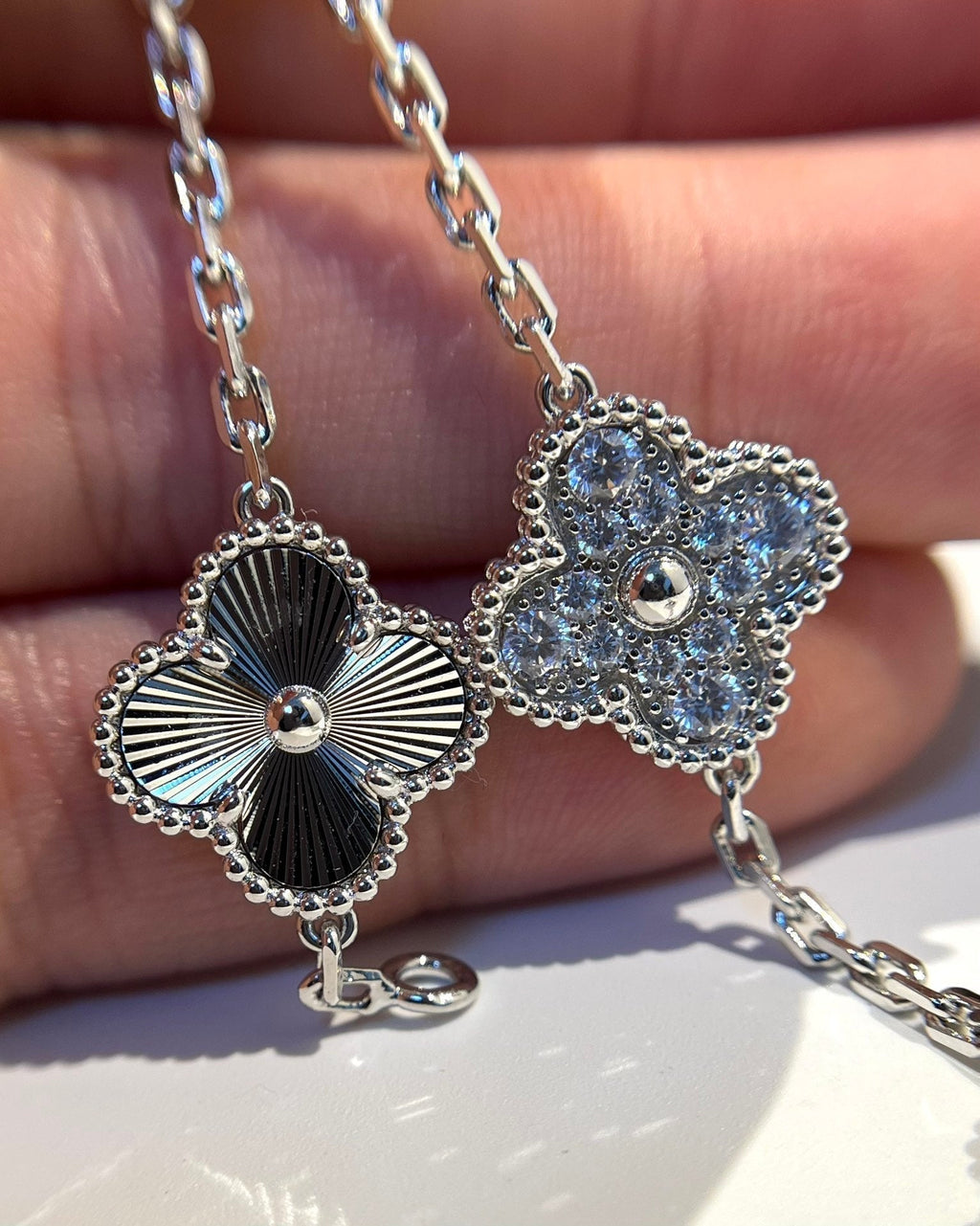 ¡®Imperial¡¯CLOVER 5 MOTIF SILVER DIAMOND BRACELET