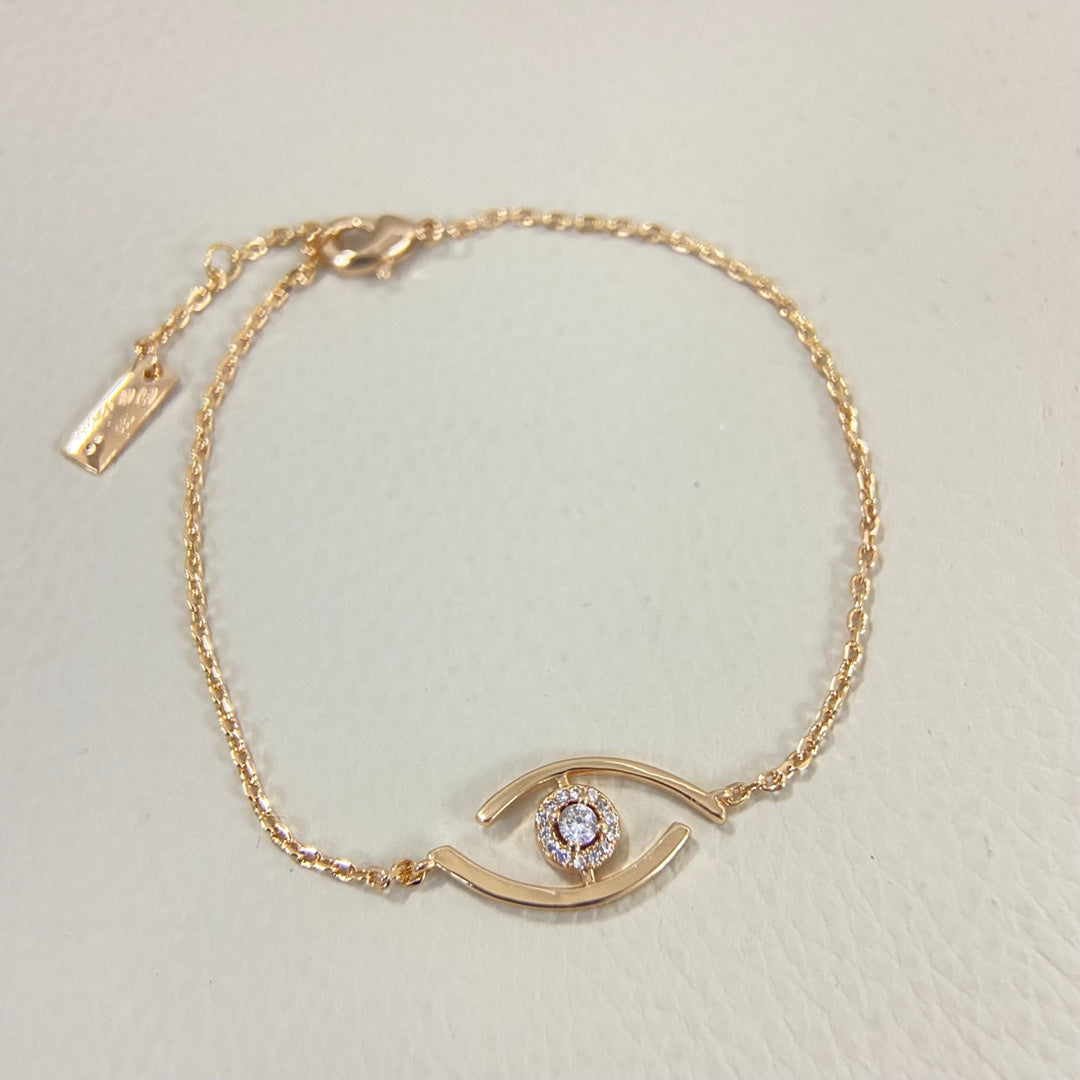 [Imperial]  Eye Pave-Set Diamond Bracelet