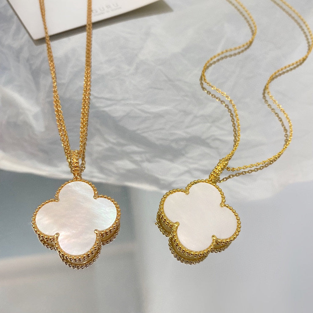 ¡®Imperial¡¯CLOVER 25MM MOP LARGE PENDANT NECKLACE