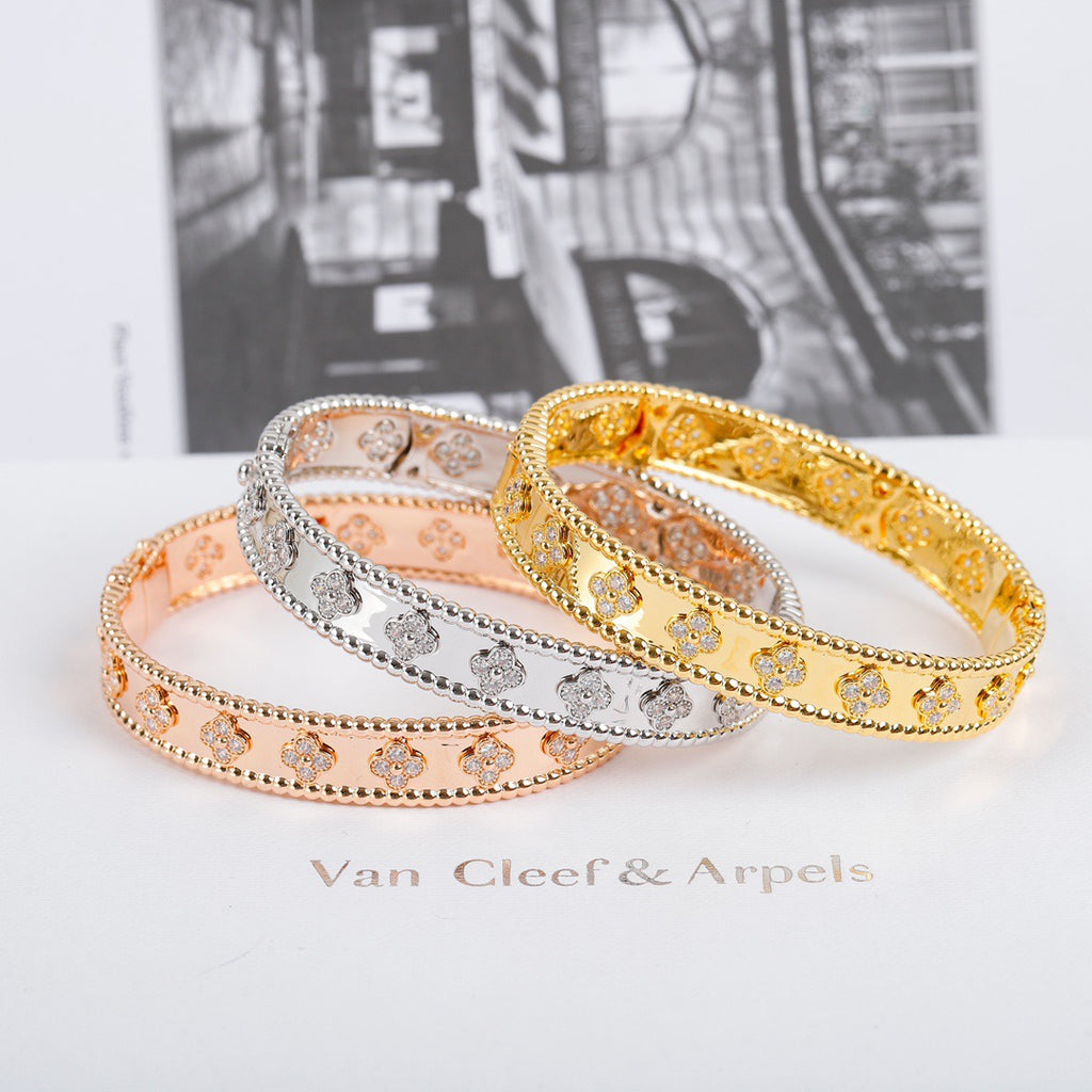 ¡®Imperial¡¯CLOVER BRACELET 8MM DIAMONDS