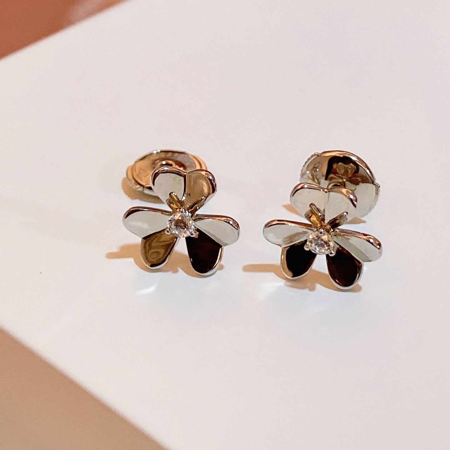 ¡®Imperial¡¯FRIVOLE MINI FLOWER EARRINGS