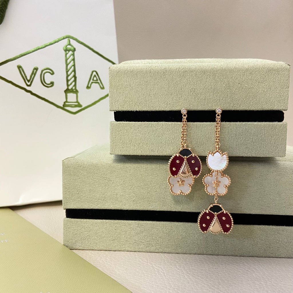 ¡®Imperial¡¯LUCKY LADYBUG WHITE MOP EARRINGS