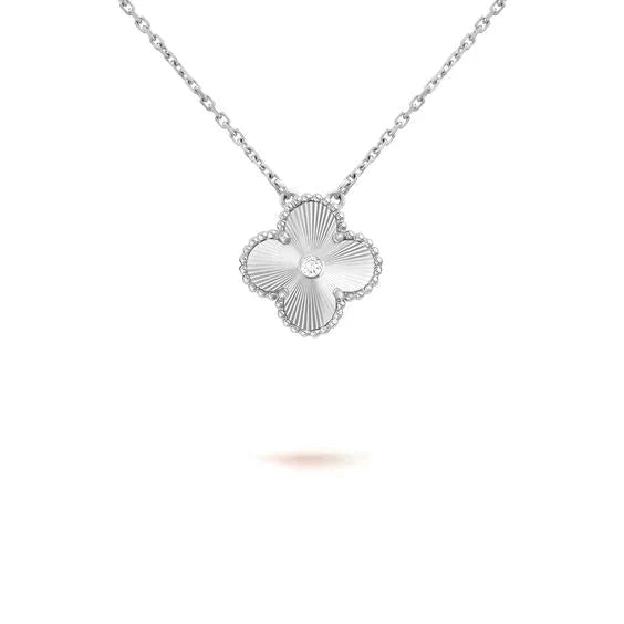 ¡®Imperial¡¯CLOVER  15MM DIAMOND LASER NECKLACE SILVER