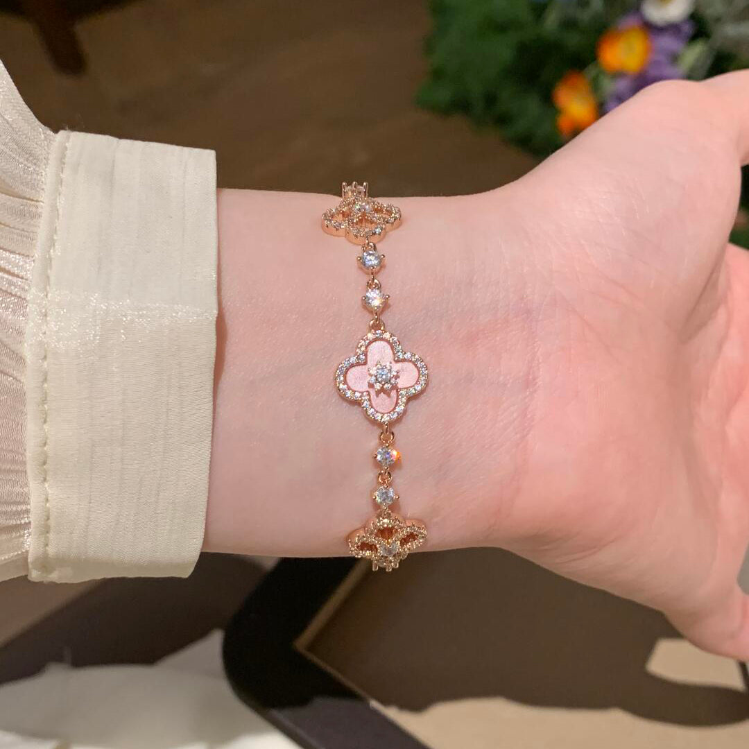 ¡®Imperial¡¯CLOVER 5 MOTIF PINK BLUE RED WHITE BRACELET