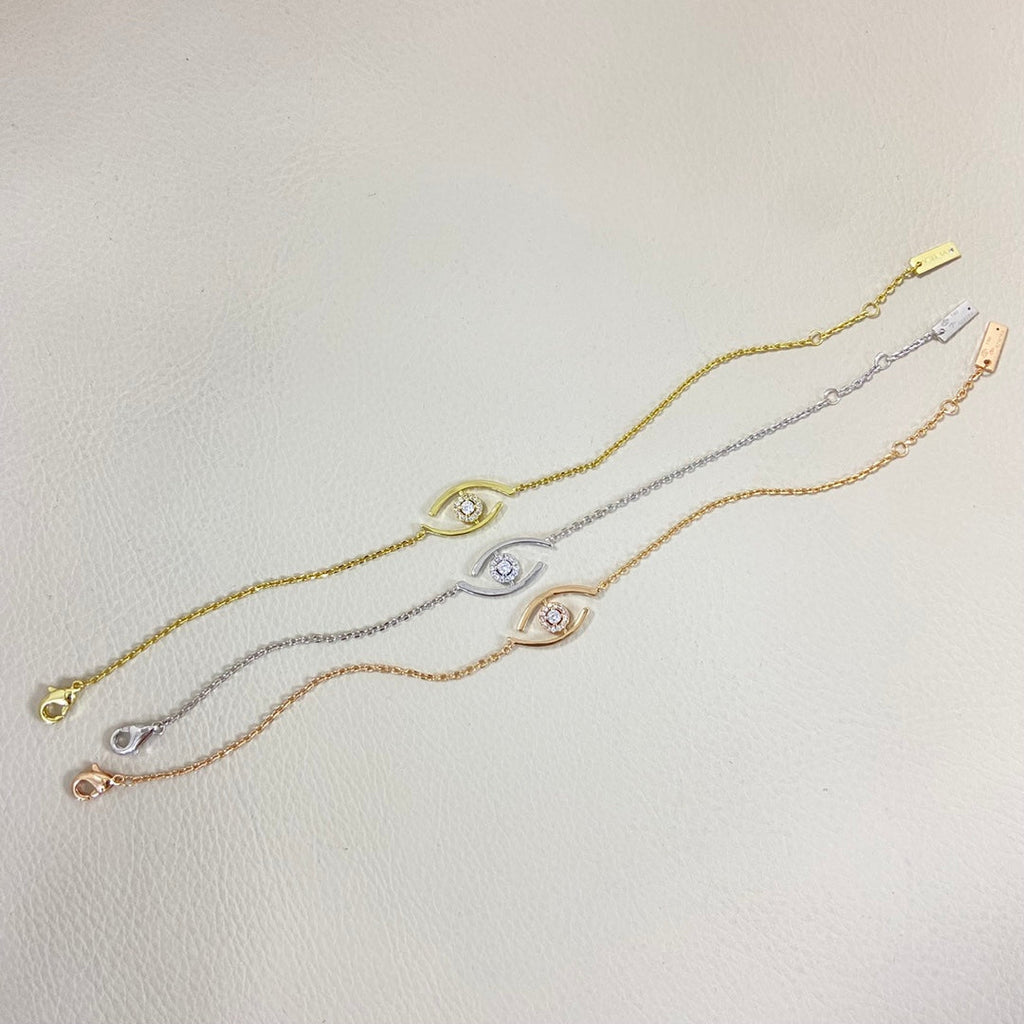 [Imperial]  Eye Pave-Set Diamond Bracelet