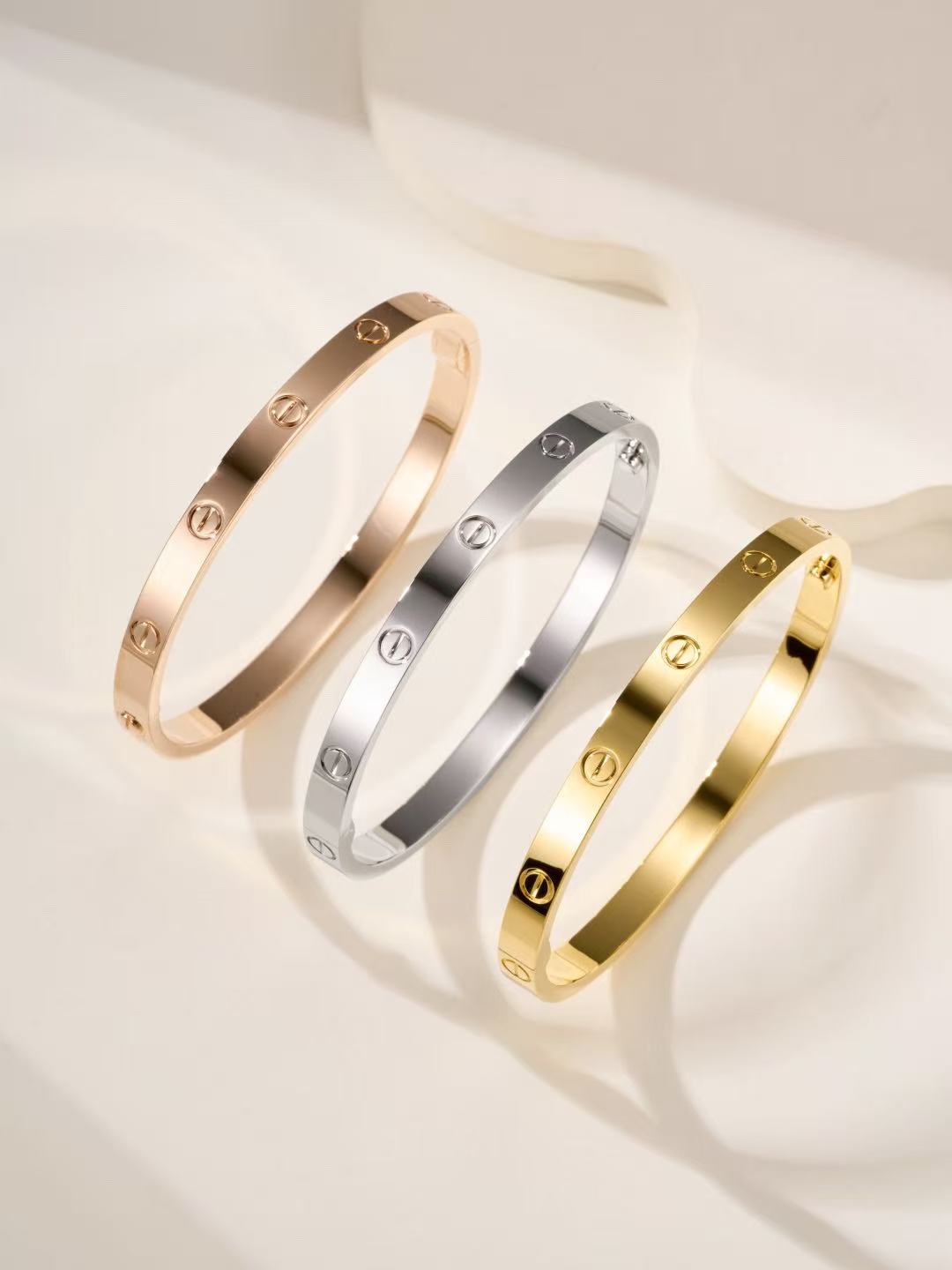 ¡®Imperial¡¯LOVE BRACELET 4.8MM