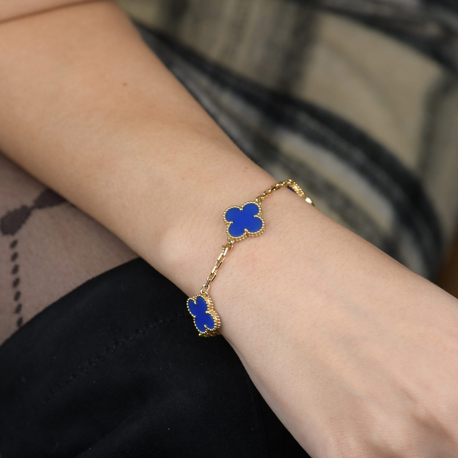 ¡®Imperial¡¯CLOVER 5 MOTIFS BLUE AGATE BRACELET