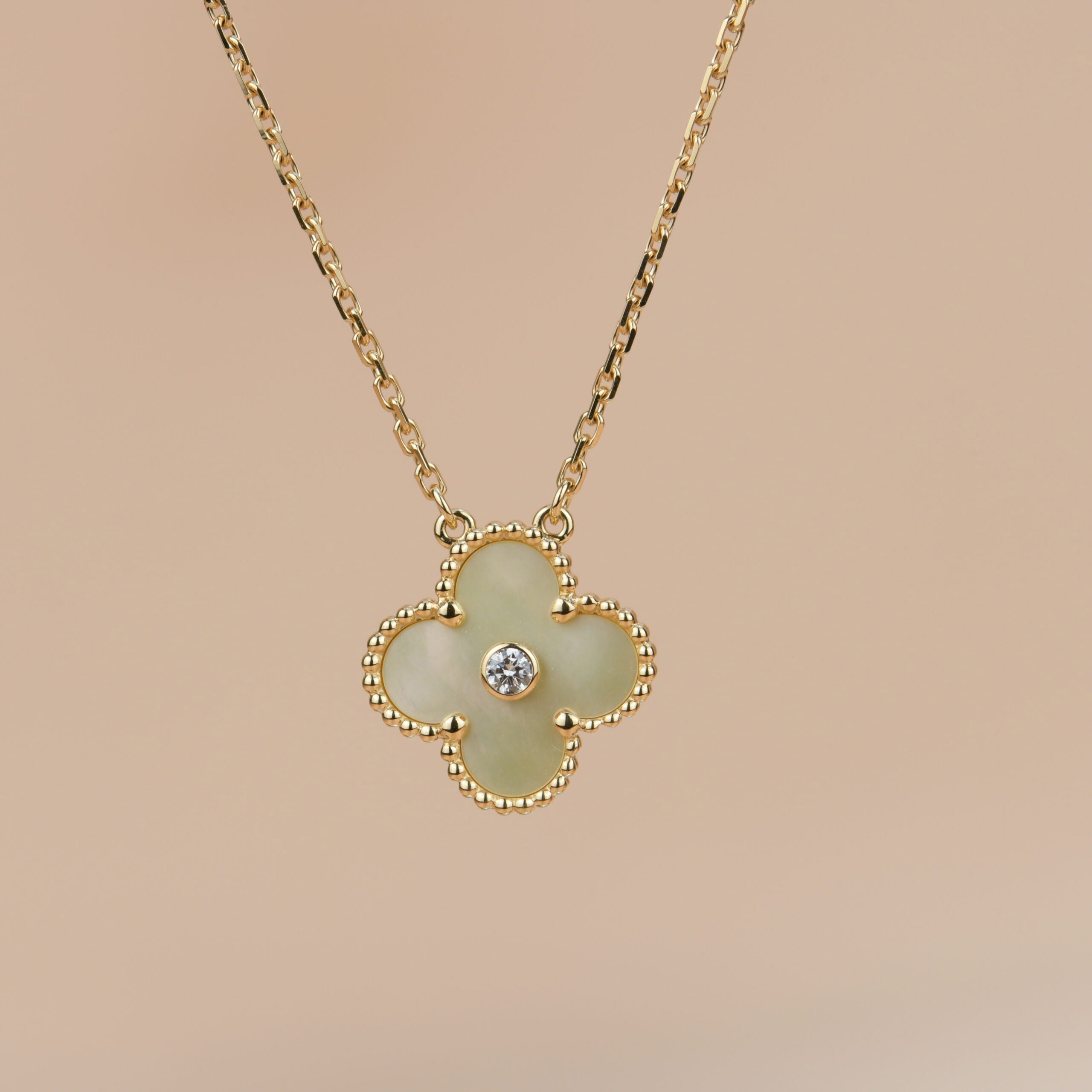 ¡®Imperial¡¯CLOVER 15MM DIAMOND GOLD MOTHER OF PEARL NECKLACE