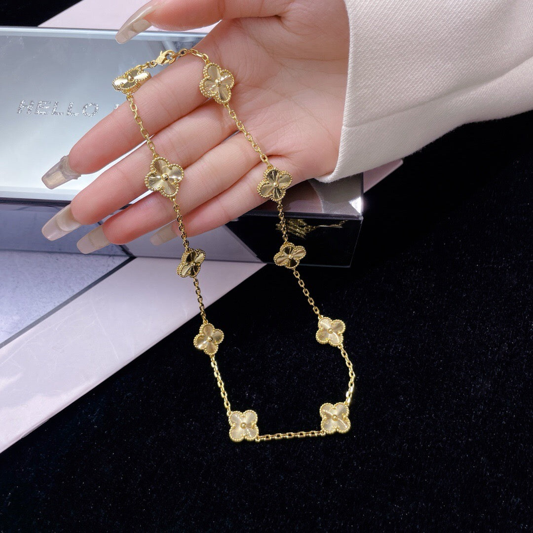 ¡®Imperial¡¯CLOVER 10 MOTIFS LASER NECKLACE