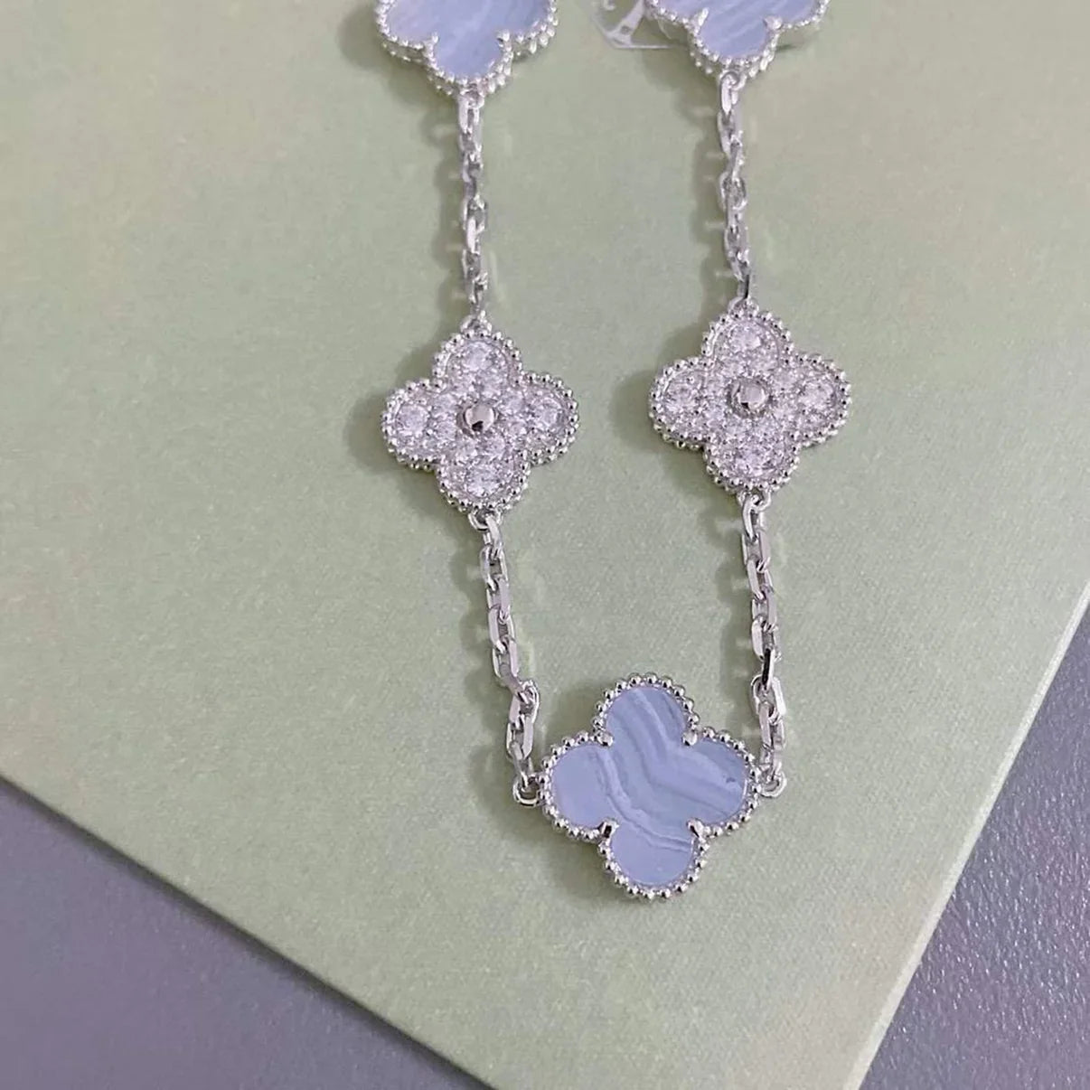 [Imperial]New  CLOVER 5 MOTIF PURPLE CHALCEDONY BRACELET COLLECTION