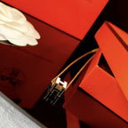 ¡®Imperial¡¯H WHITE SQUARE GOLD NECKLACE