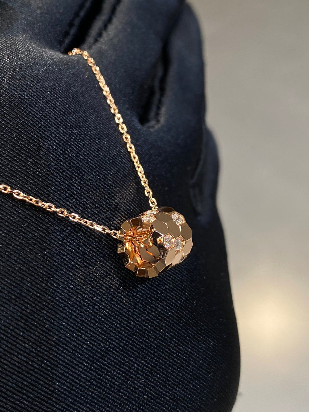 ¡®Imperial¡¯BEE LOVE DIAMOND NECKLACE