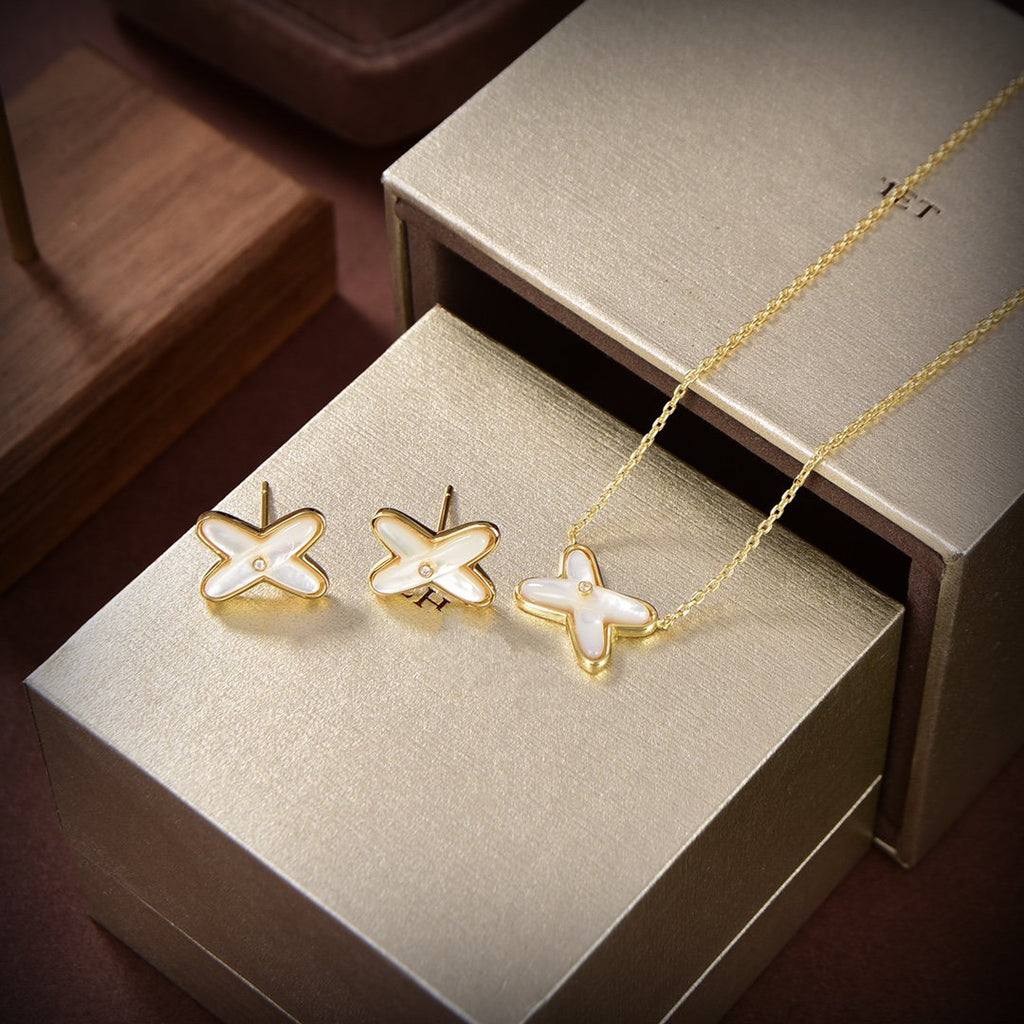 ¡®Imperial¡¯JEUX DE WHITE MOP GOLD DIAMOND EARRINGS