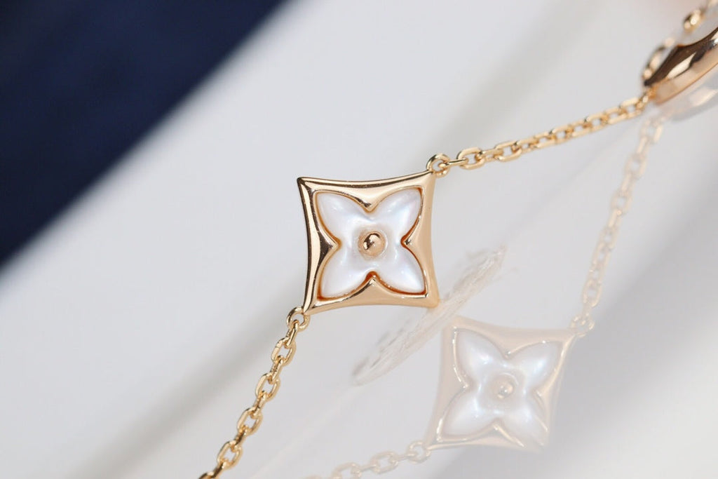 ¡®Imperial¡¯LEAF CLOVER BRACELET