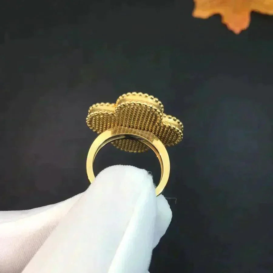 ¡®Imperial¡¯CLOVER MALACHITE RING