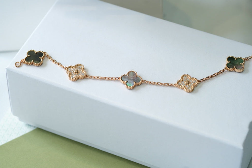¡®Imperial¡¯CLOVER 5 MOTIFS DARK MOP AND DIAMONDS PINK GOLD BRACELET